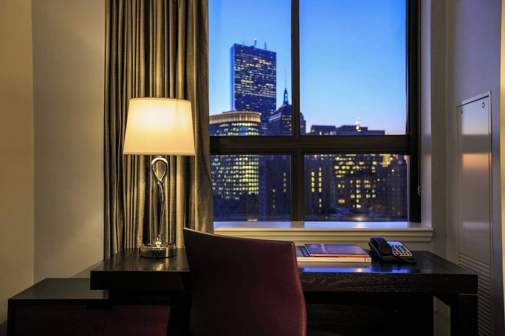 undefined Courtyard by Marriott Boston Downtown 8