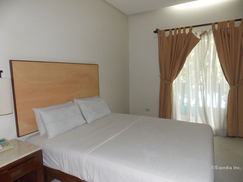 Caribbean Waterpark and Resotel Caribbean Suite 3