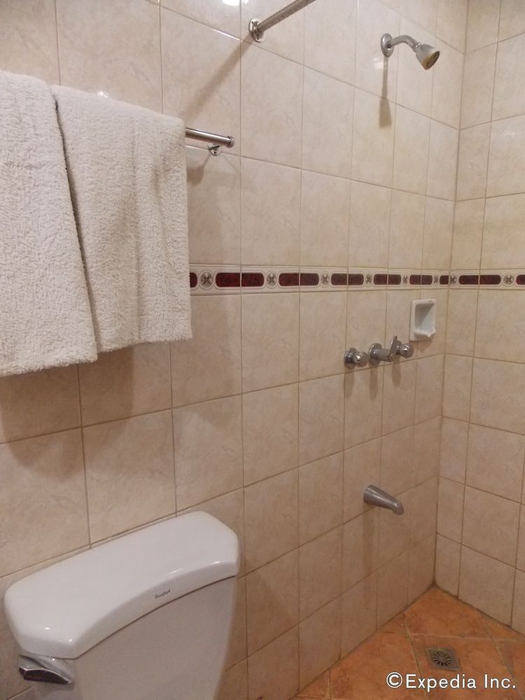 Caribbean Waterpark and Resotel Businessman Suite 6