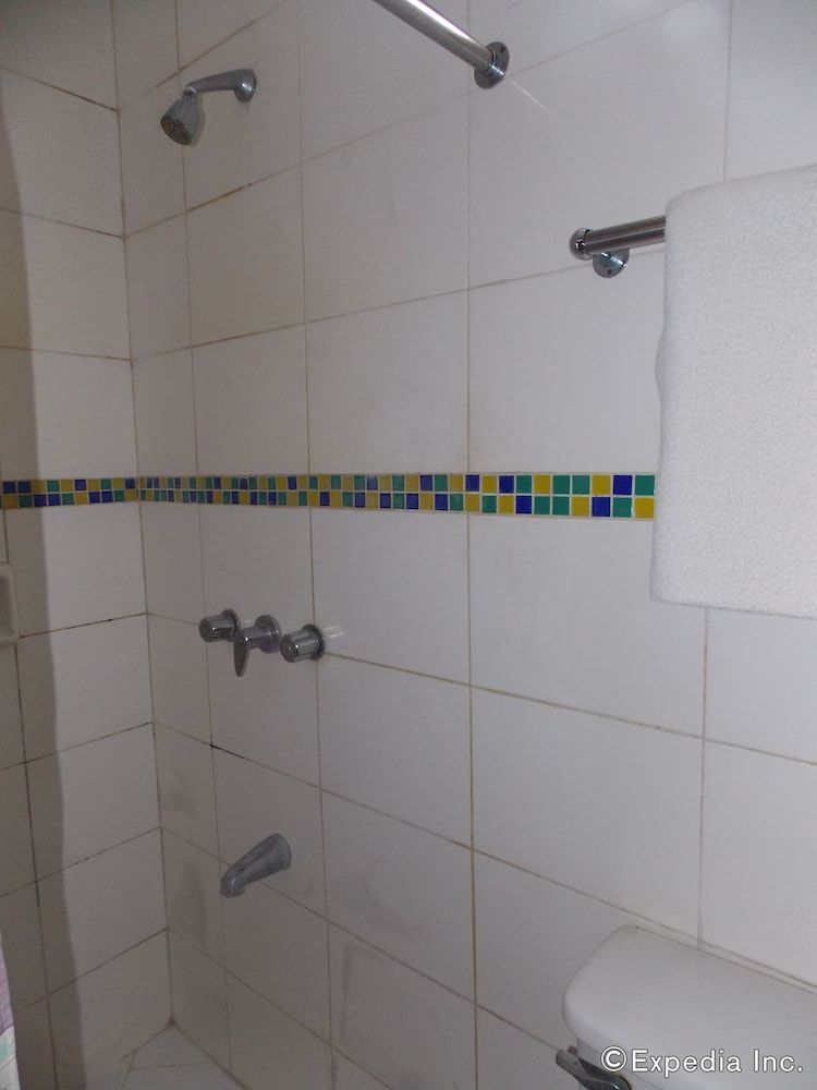 Caribbean Waterpark and Resotel Family Suite 11