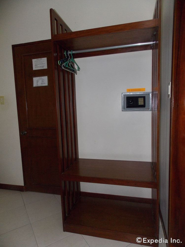 Caribbean Waterpark and Resotel Caribbean Suite 8