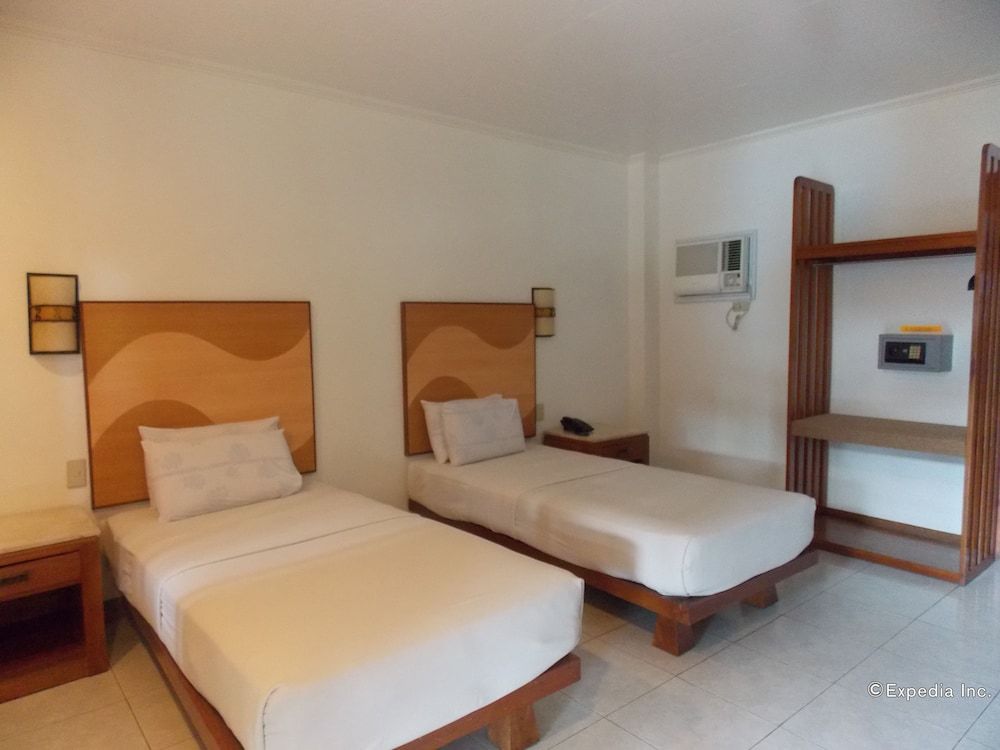 Caribbean Waterpark and Resotel Family Suite 3