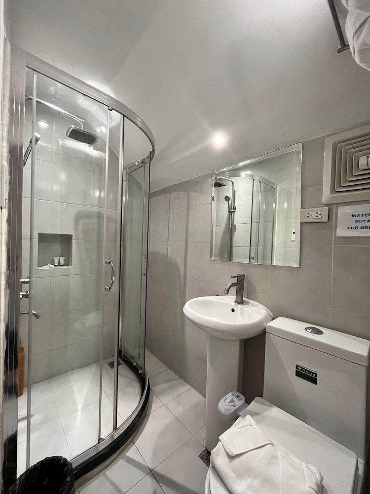 Log Cabin Hotel-Baguio Deluxe M8 7