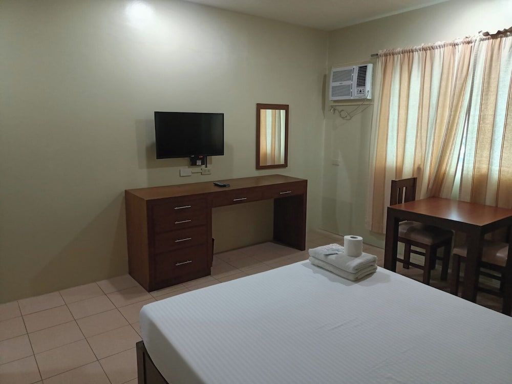 Joyce Apartelle Kalentong Studio 13