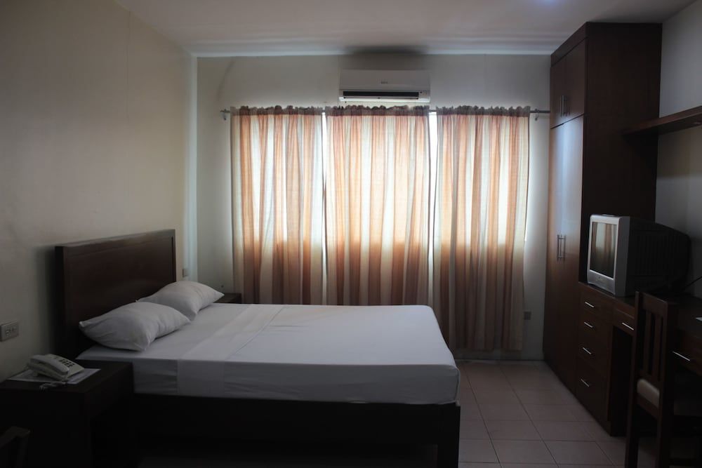 Joyce Apartelle Kalentong Studio 3