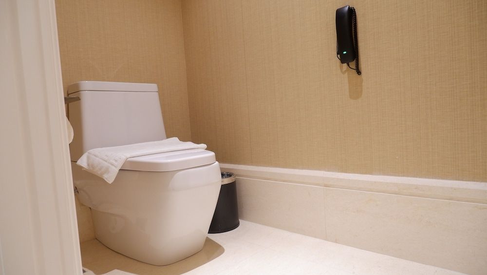 Royce Hotel & Casino Premium Twin Room - Premium Tower 4