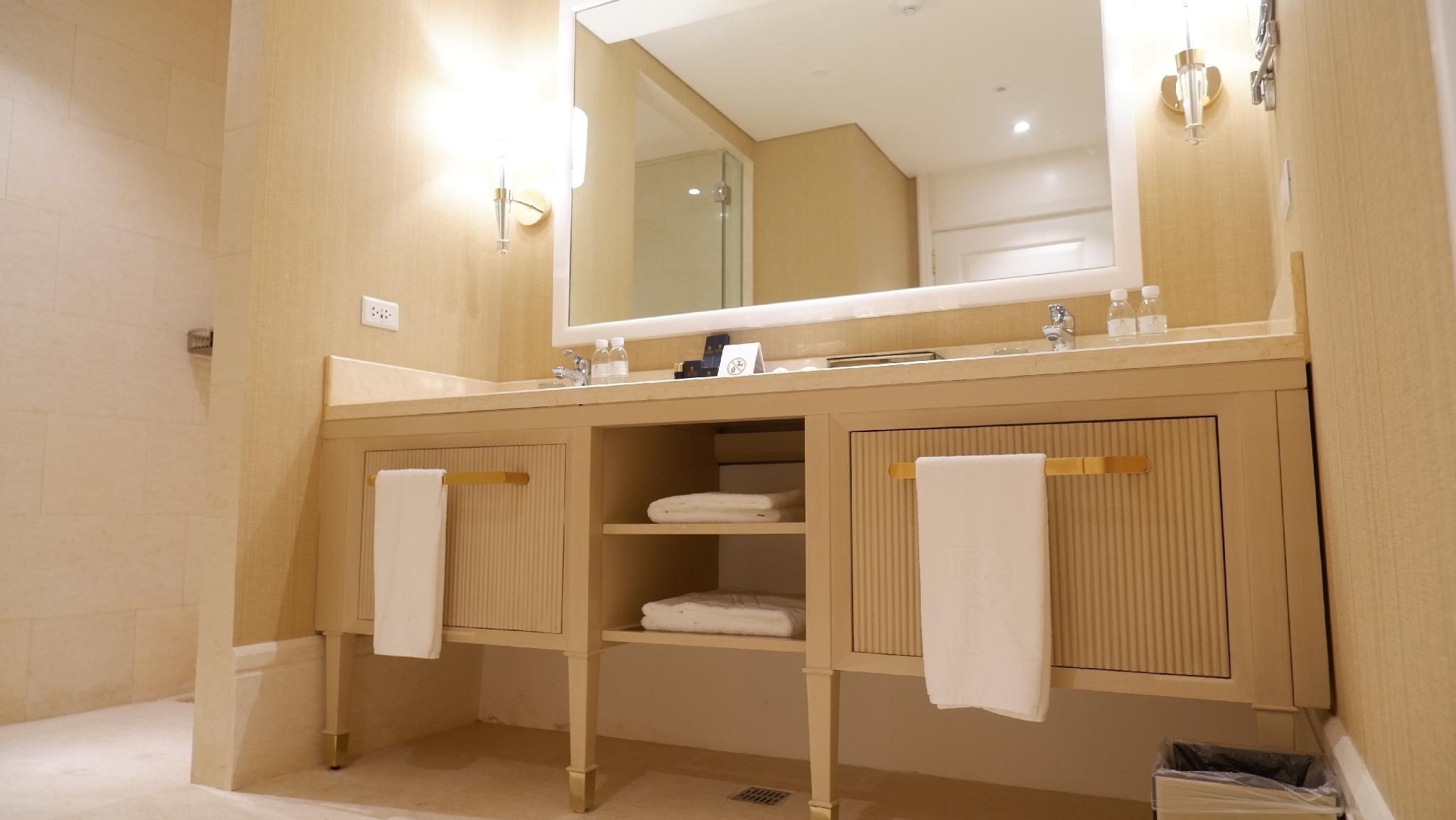 Premium Twin Room New Tower