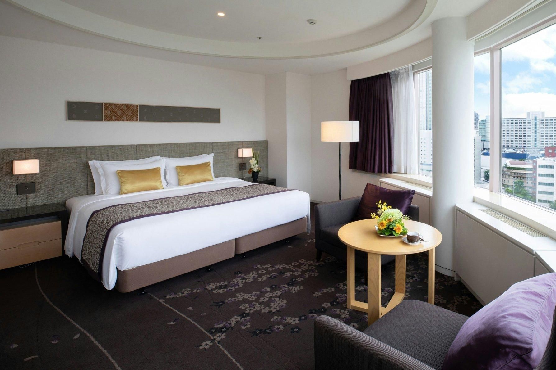 Junior Suite King, Guest room, 1 King, Corner room