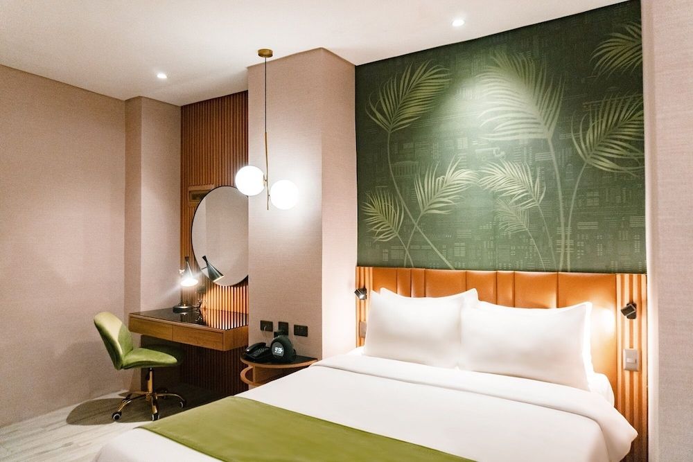 Ironwood Hotel Basic Room, 1 Queen Bed, No Windows