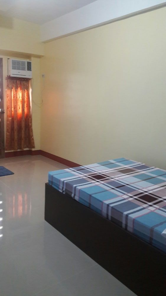Mayon Lodging House Standard Double Room, 1 Double Bed, Non Smoking, Mountain View 3