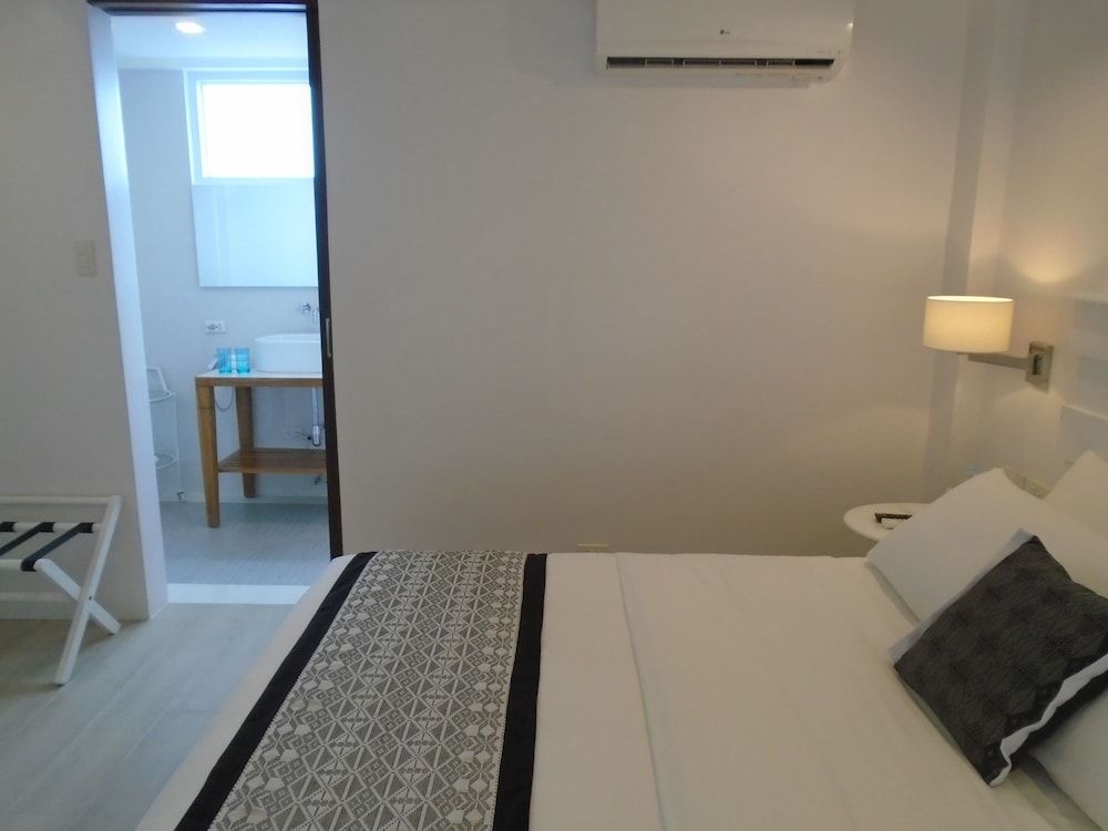 undefined Coast Boracay 4