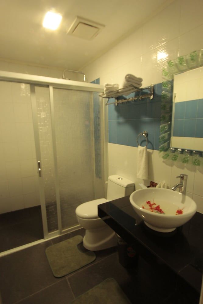 Casa Pilar Beach Resort Deluxe Room 3