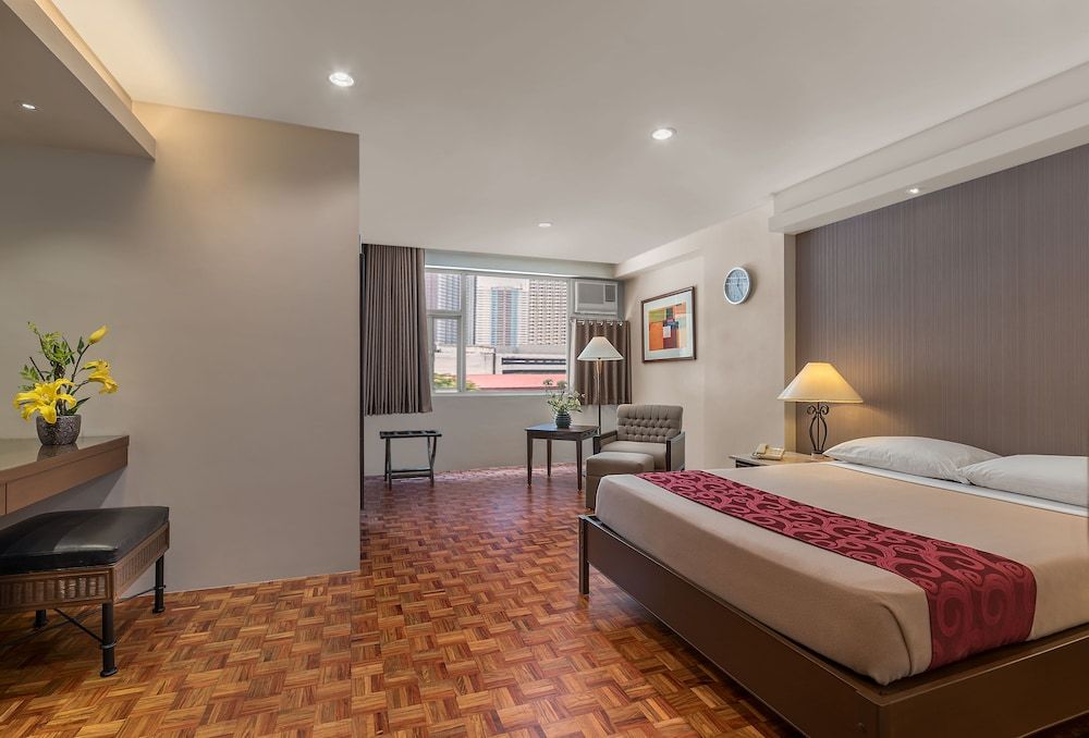 Tropicana Suites Studio 2