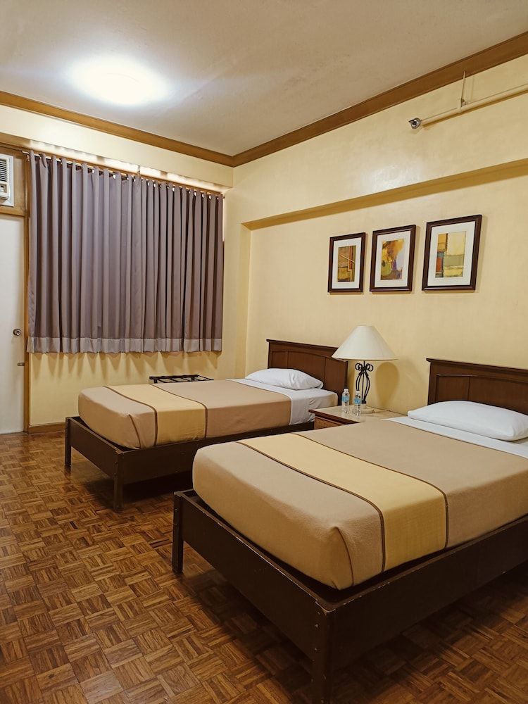 Tropicana Suites One Bedroom Suite 9