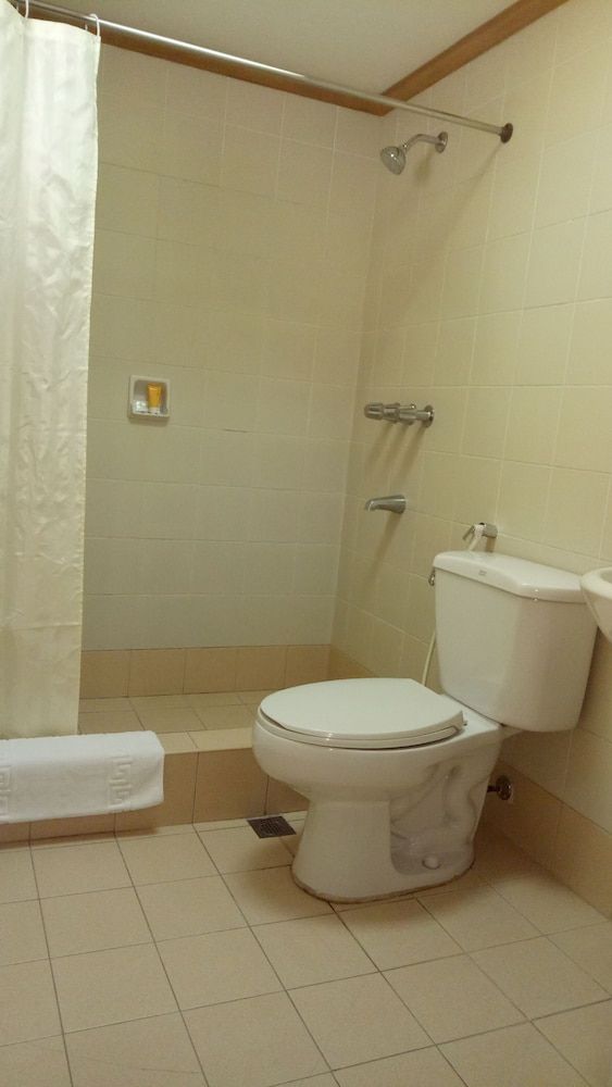Tropicana Suites One Bedroom Suite 11