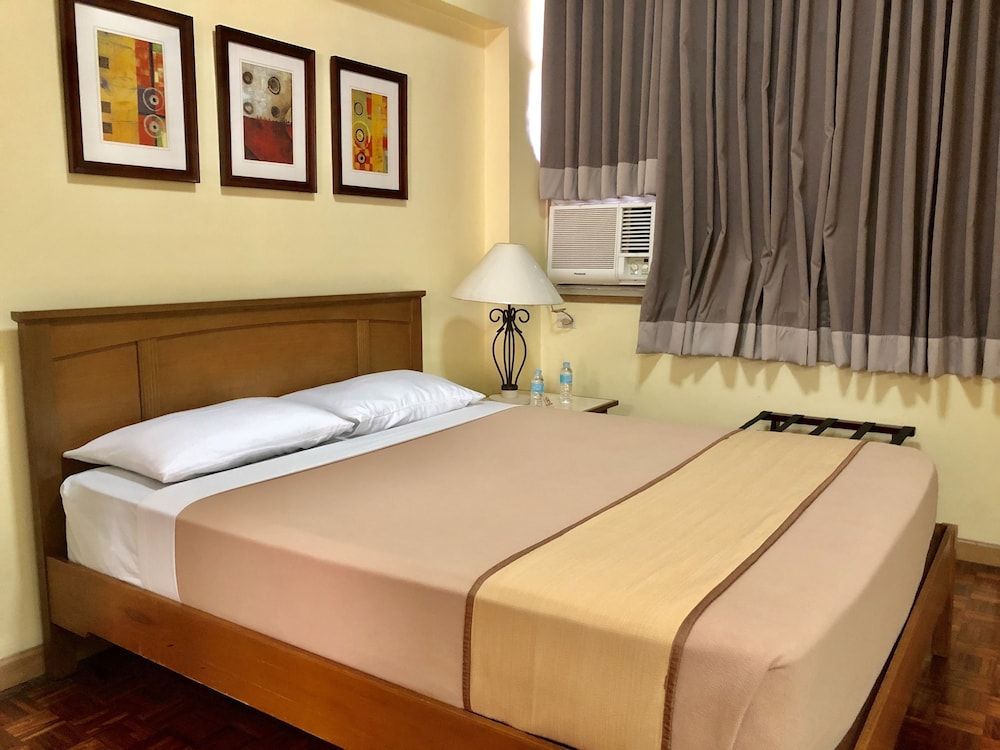 One Bedroom Suite