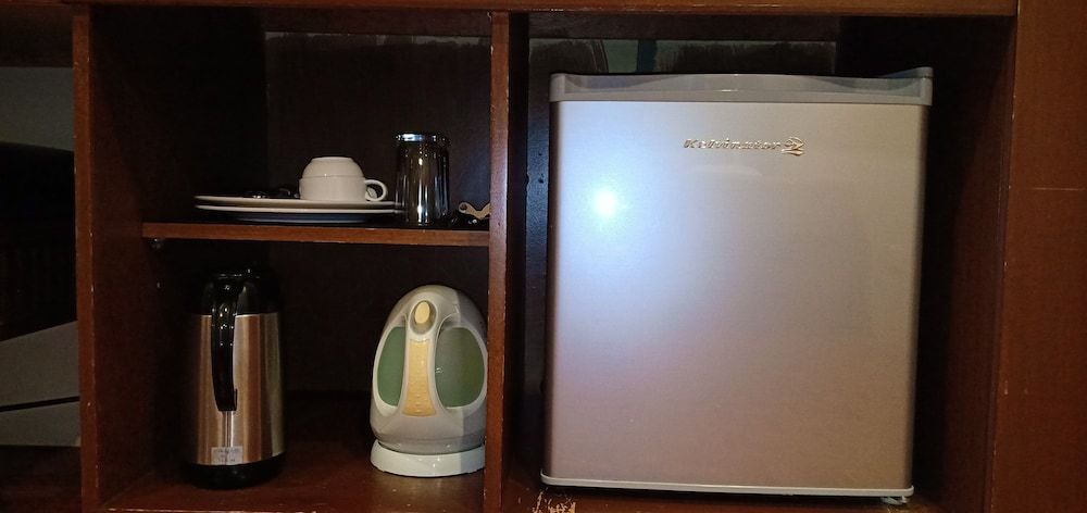 Tropicana Suites Studio 9