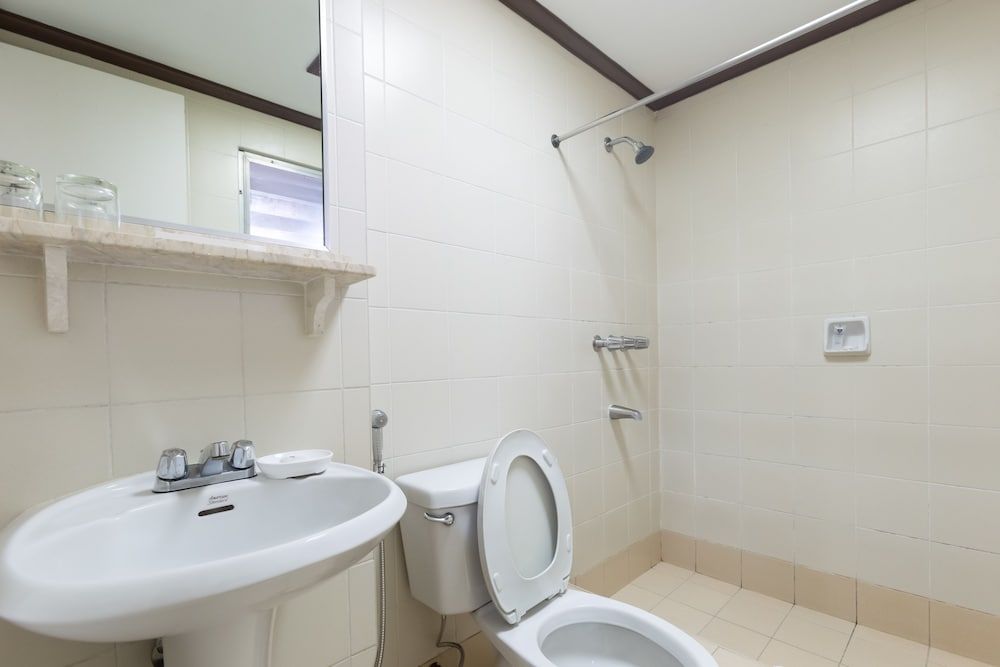 Tropicana Suites One Bedroom Suite 13