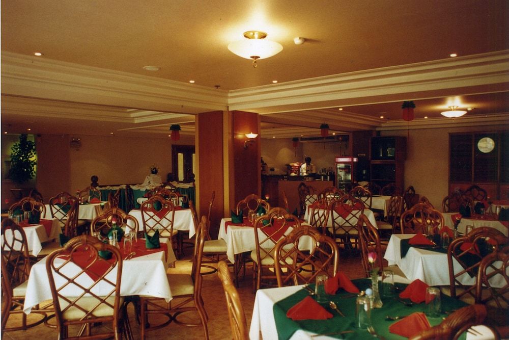 Maxandrea Hotel
