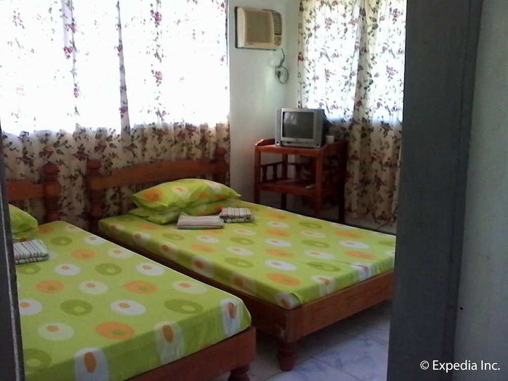 Tabada Homestay Quadruple Room 2
