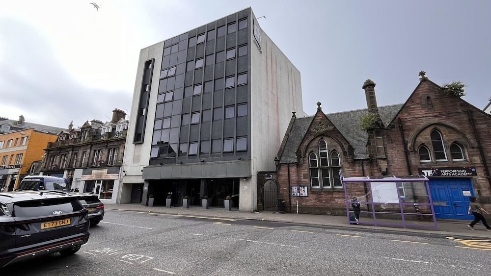 undefined B&B HOTEL Inverness 2