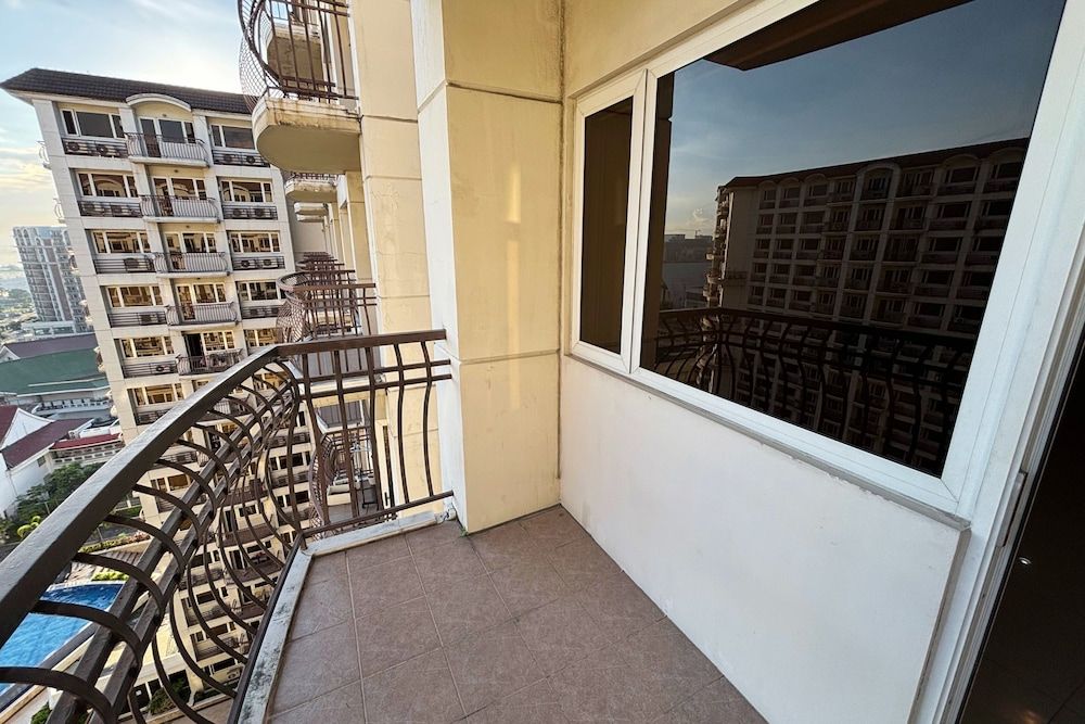 Extremeli Suites Junior Suite 4