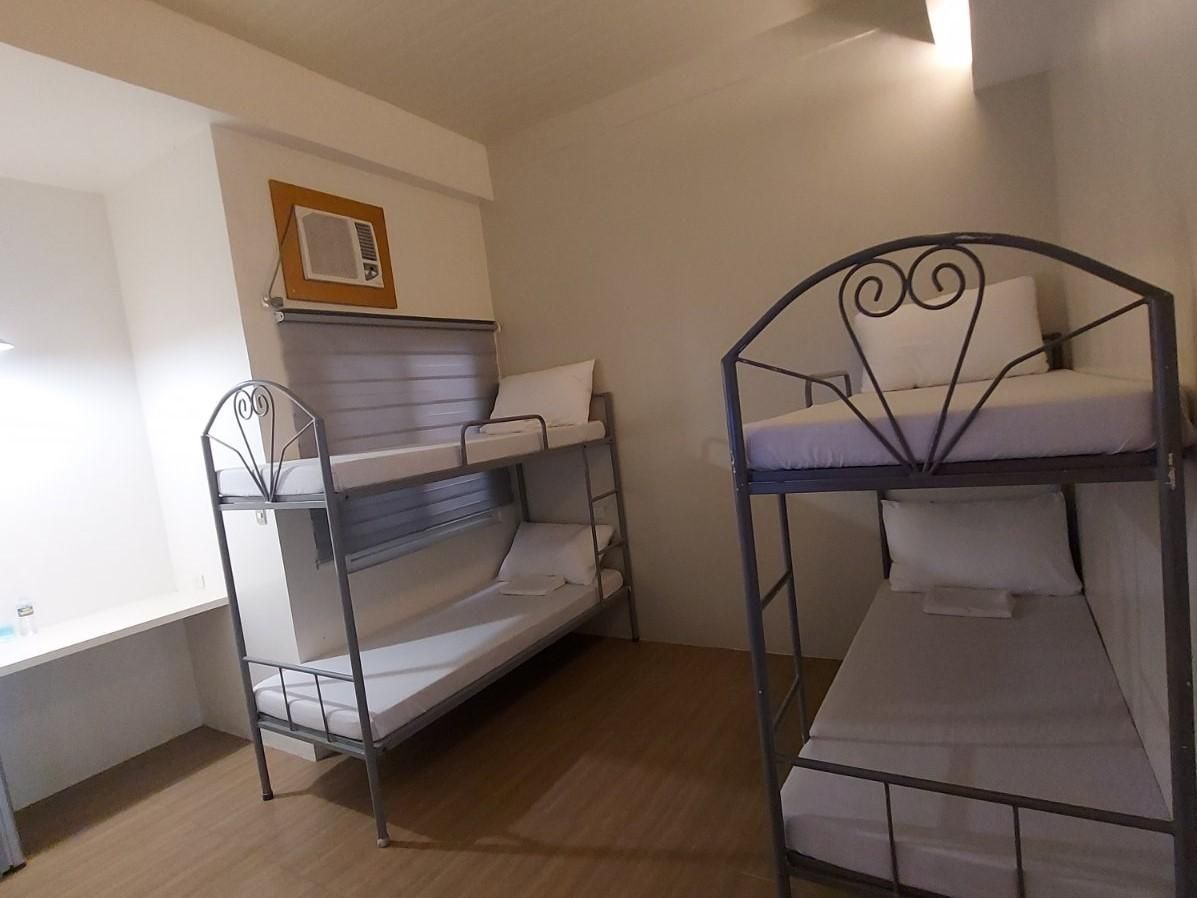 Quad Room
