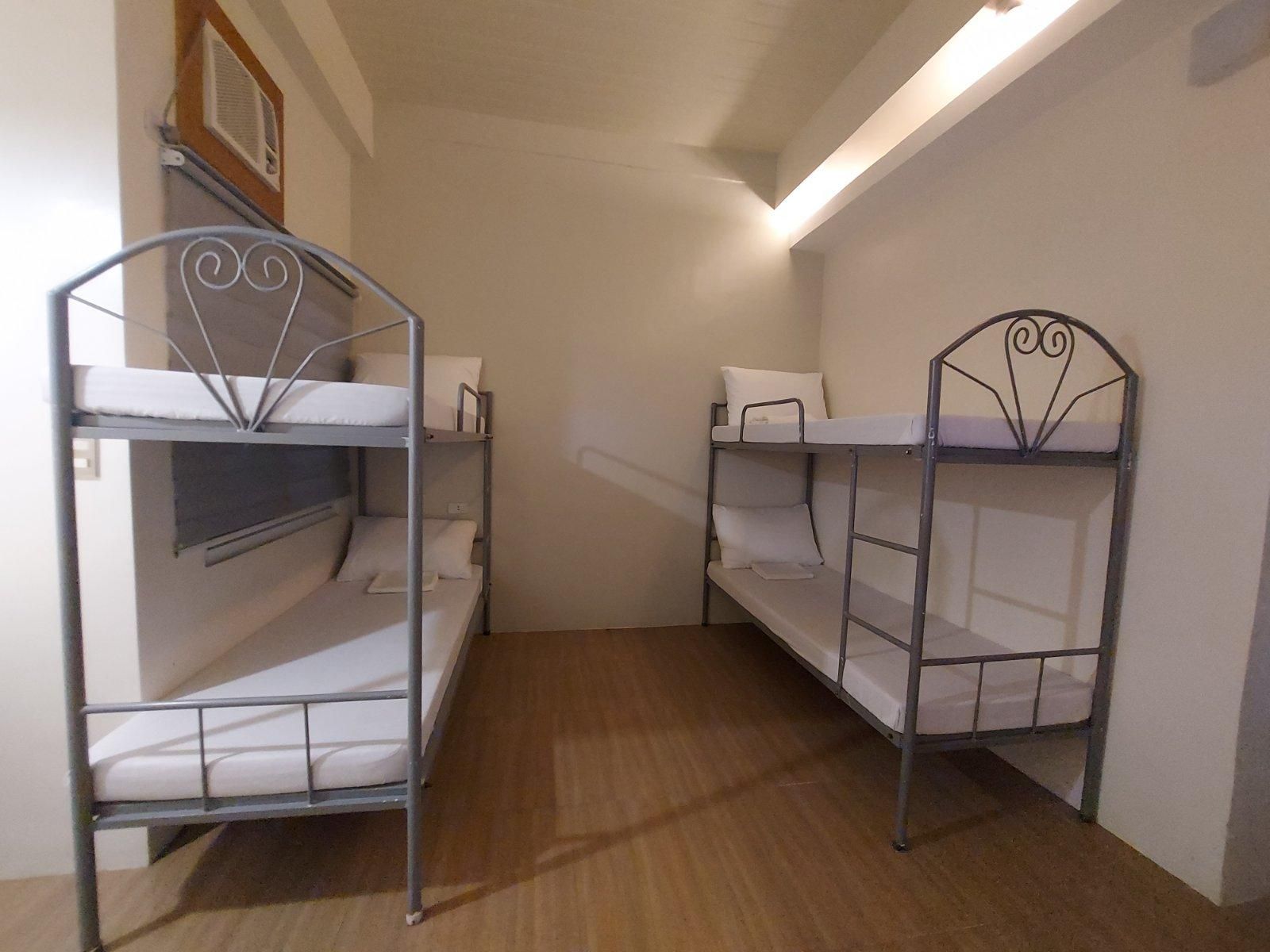 Quad Room