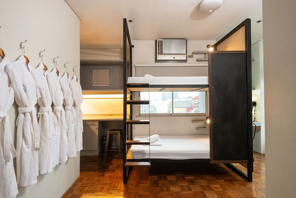 undefined Z Hostel 8