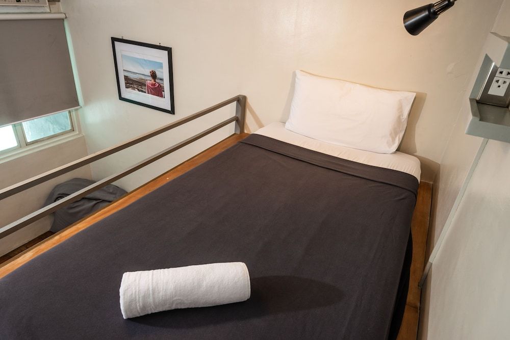 Z Hostel Standard Twin Room 4