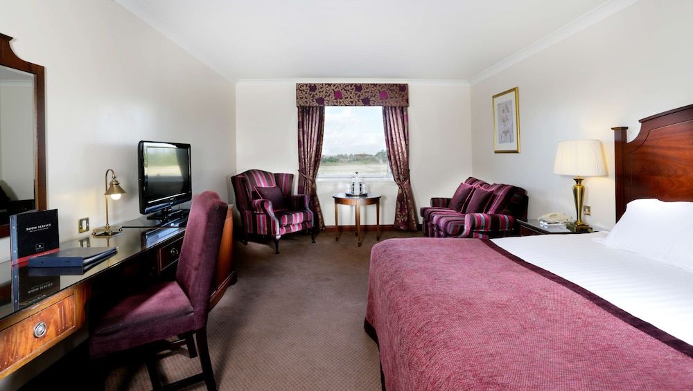 Macdonald Inchyra Hotel & Spa Standard Room, 1 King Bed