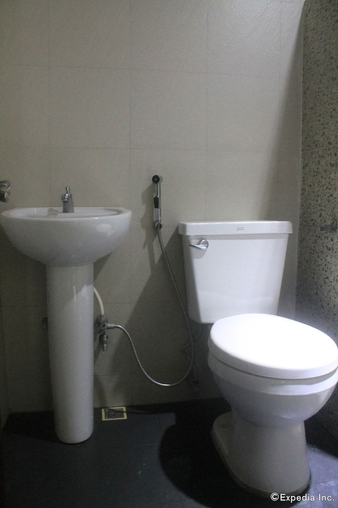 Halina Drive Inn Hotel - Pasay