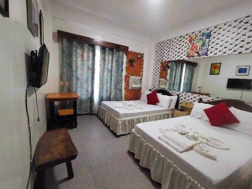 Pagudpud Rinnovati Beach Resort Superior Quadruple Sharing Room 4