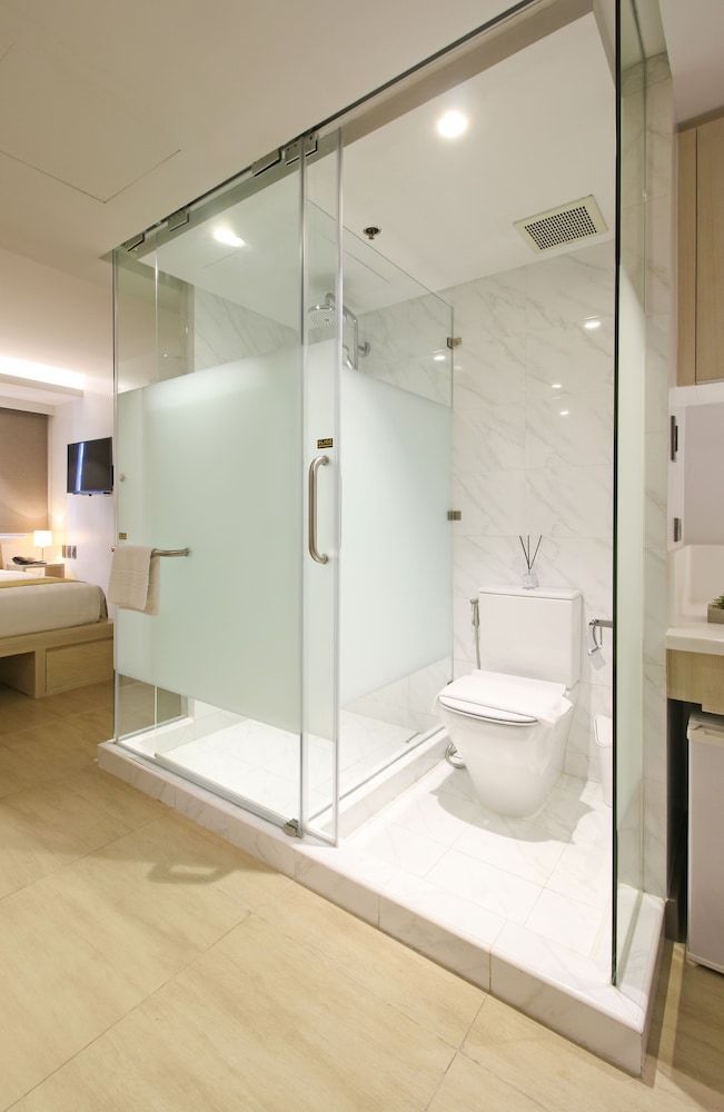 undefined The Mini Suites - Eton Tower Makati 8