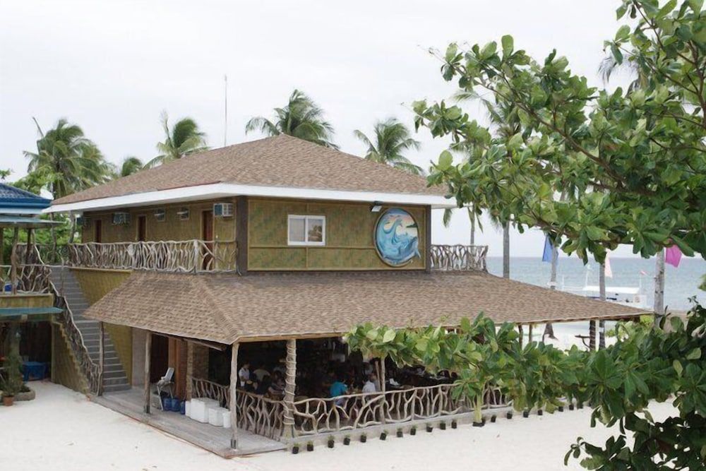 undefined Malapascua Legend Water Sports & Resort 9