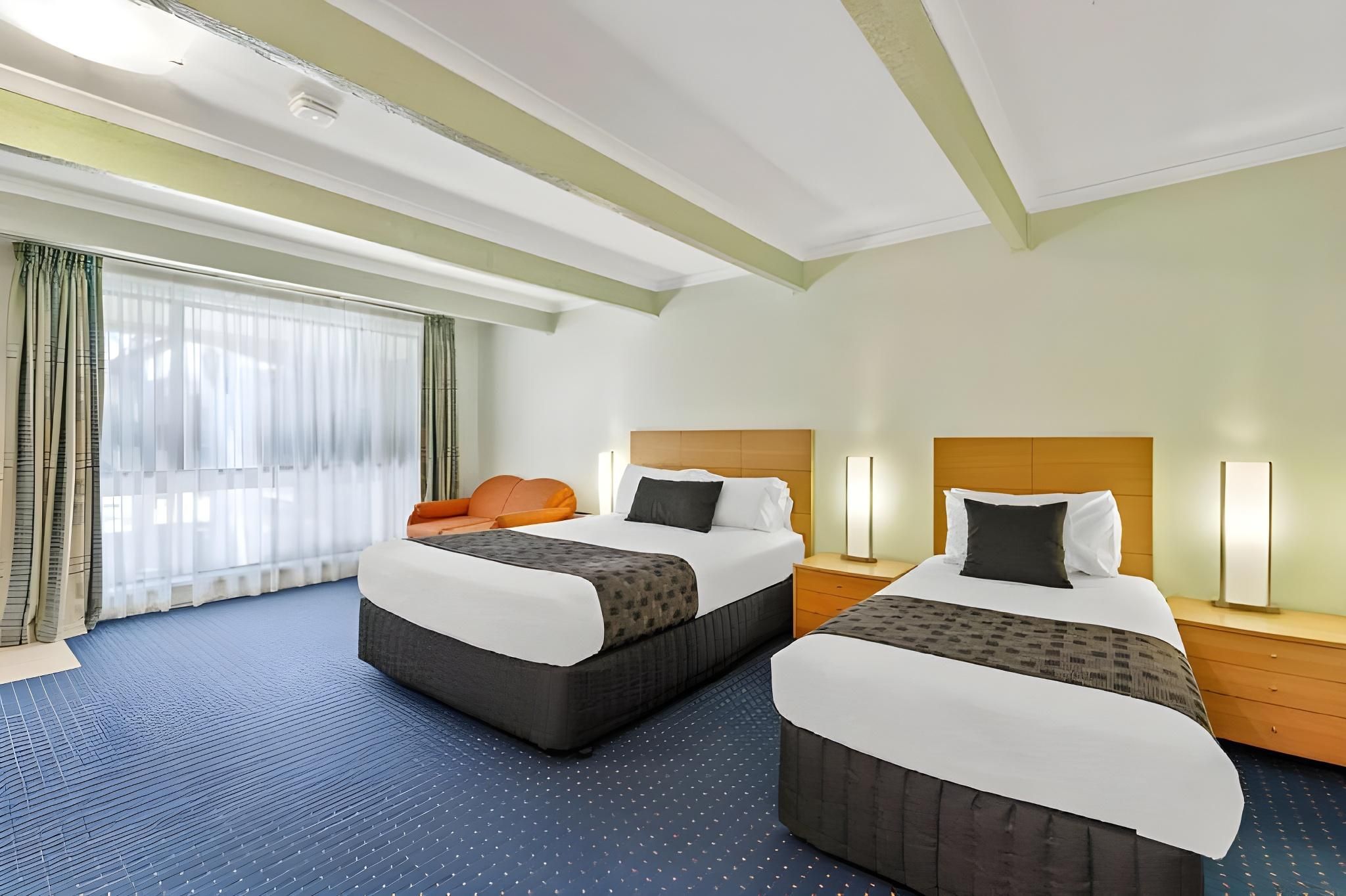 1 Queen Bed, 1 Single Bed, Nonsmoking