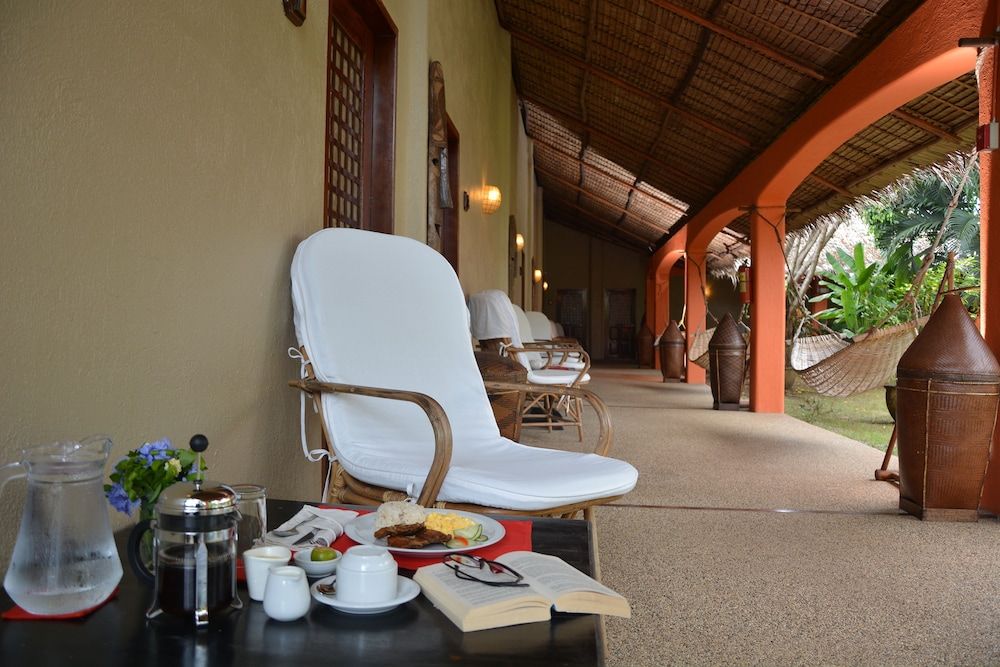 Hibiscus Garden Resort Classic Room, 1 Queen Bed, Garden View 2