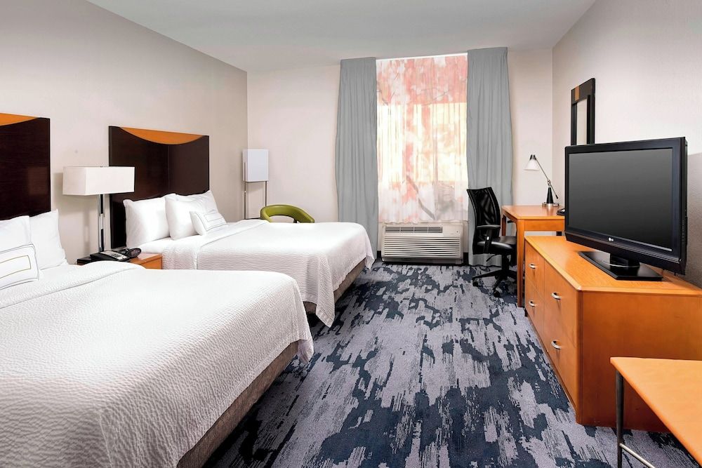 undefined Fairfield Inn & Suites by Marriott Miami Airport South 6