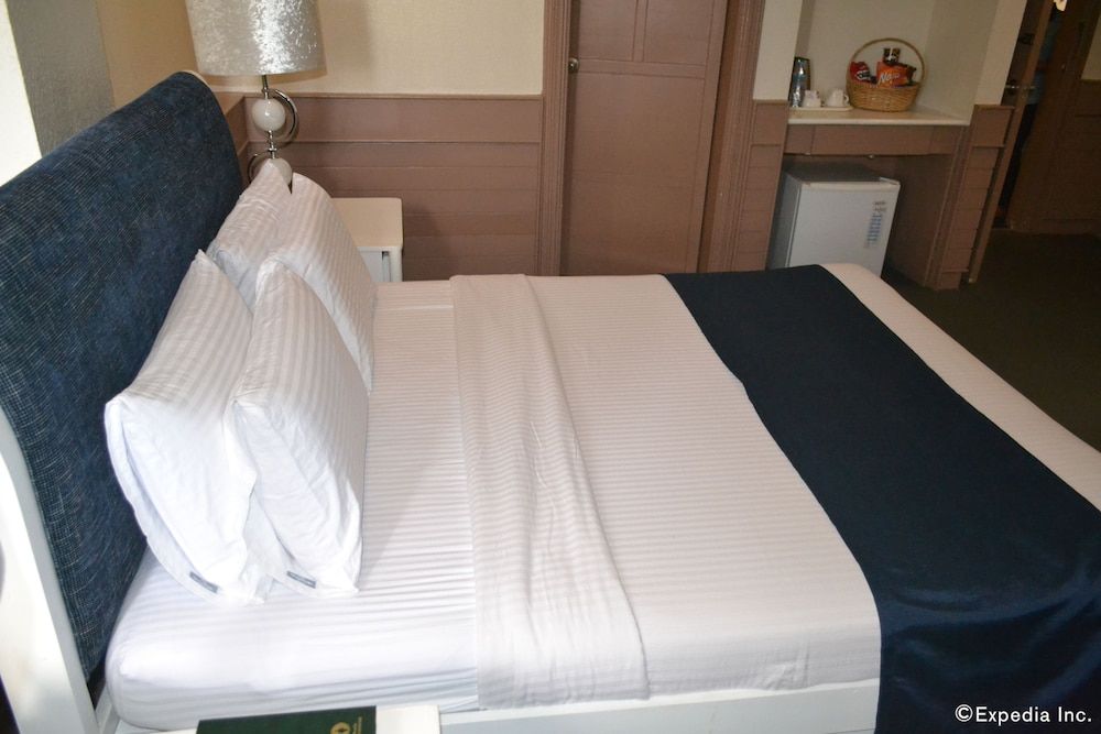 Anchor Hotel Deluxe State 4