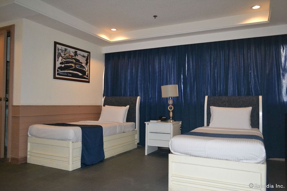 Anchor Hotel Superior State 3