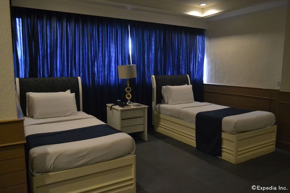 Anchor Hotel Superior State 4