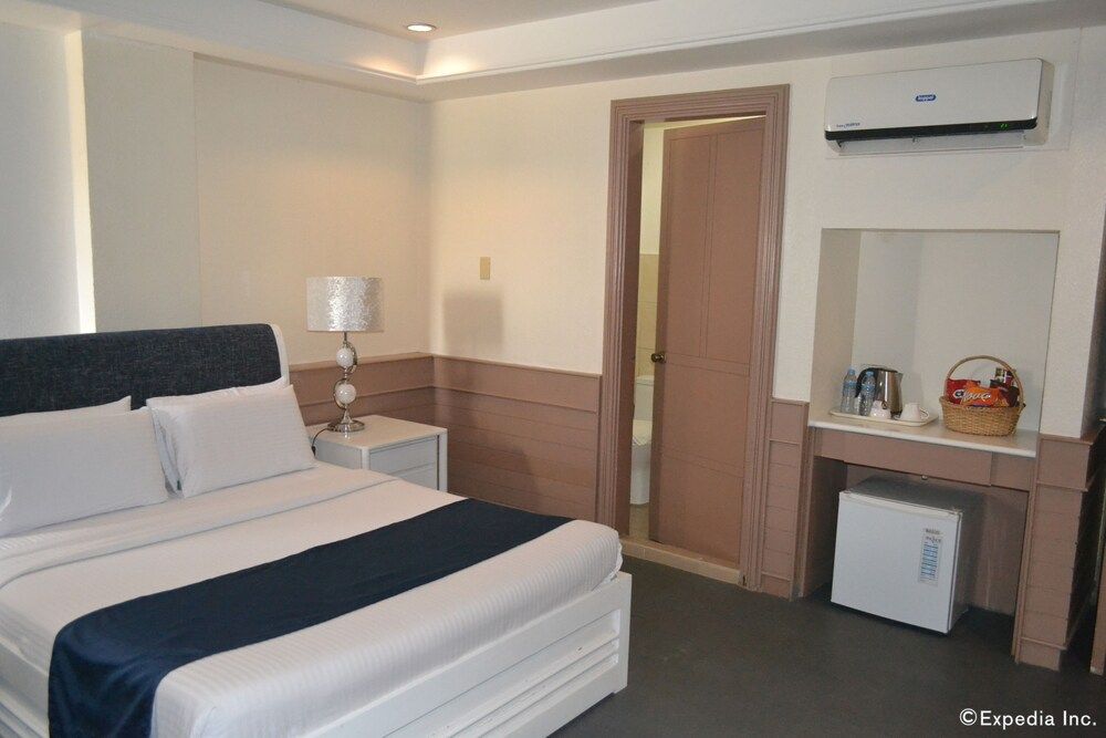 Anchor Hotel Deluxe State 2