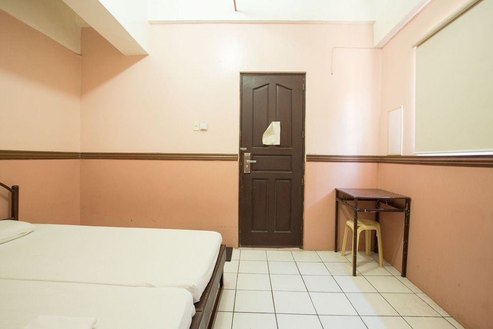 GV Hotel Masbate Standard Twin Room 6
