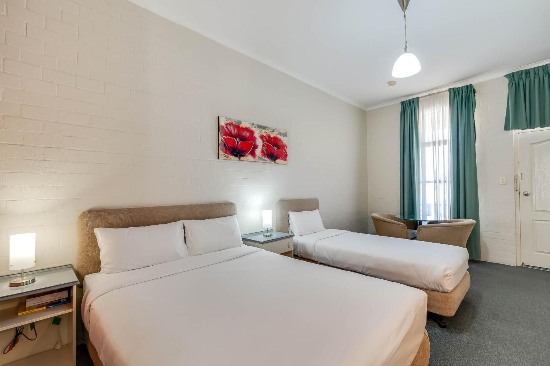 Budget Queen and Single Room (first floor only)