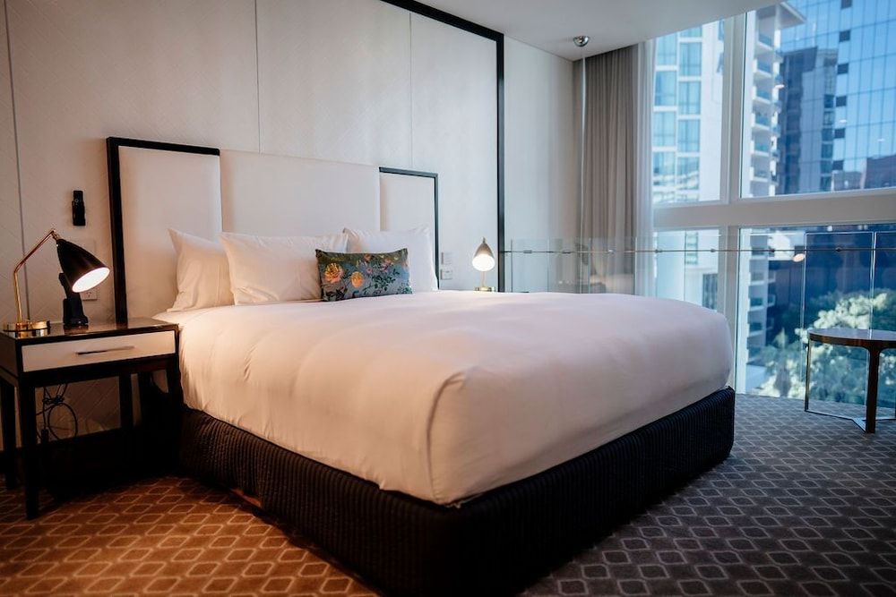 undefined The Inchcolm by Ovolo 4