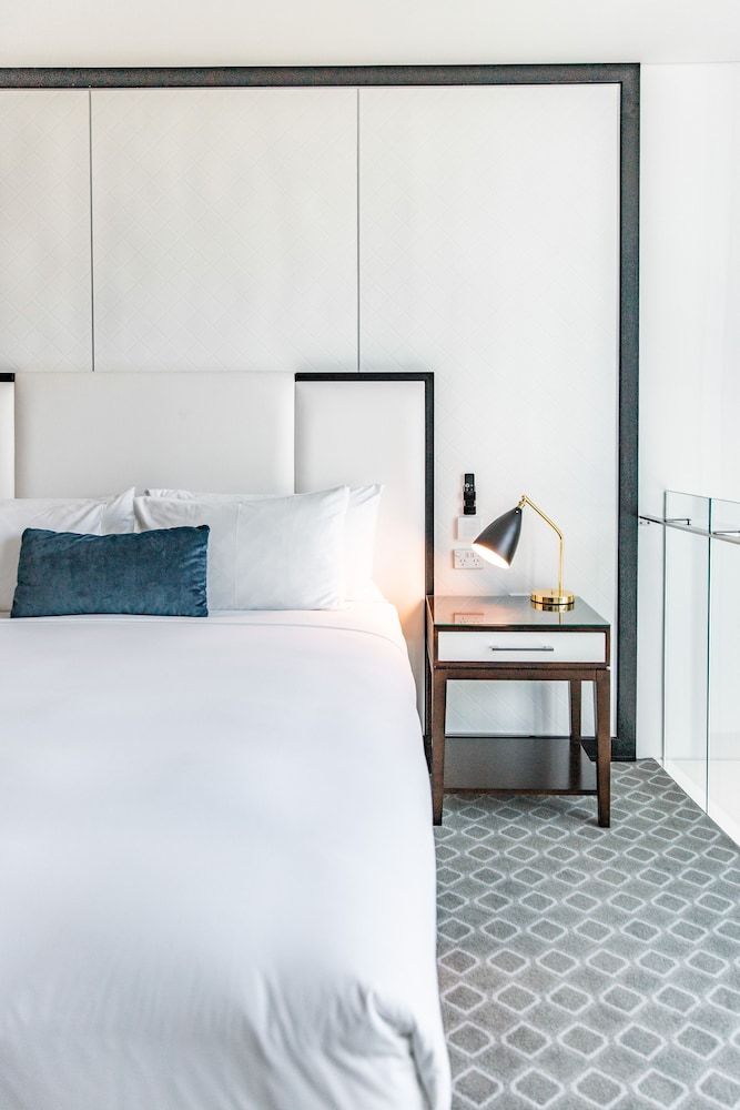 undefined The Inchcolm by Ovolo 5