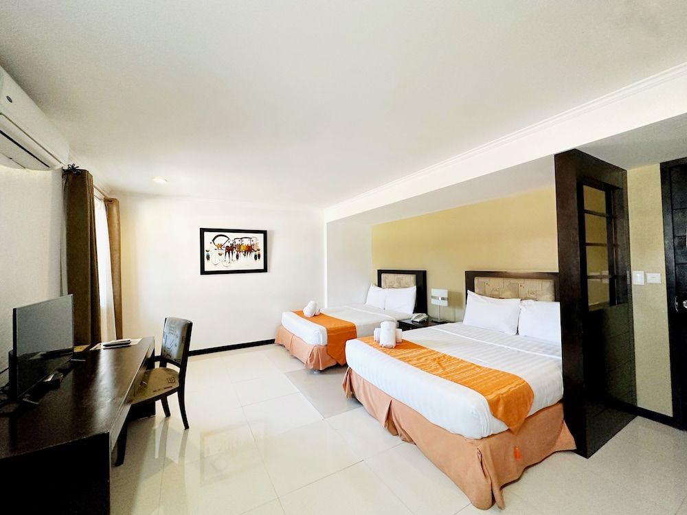 Subic Bay Peninsular Hotel