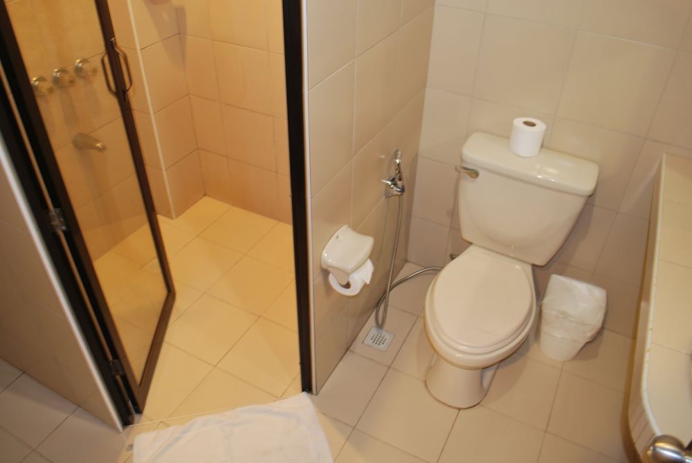 White House Beach Resort Deluxe Room, 1 Bedroom 4