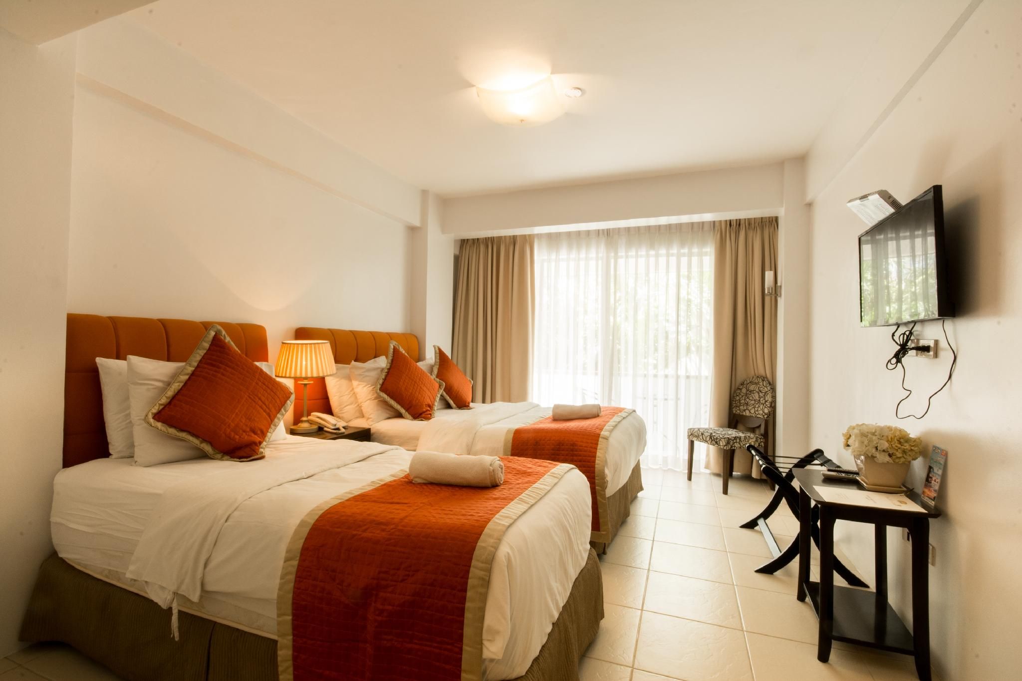 White House Beach Resort Deluxe