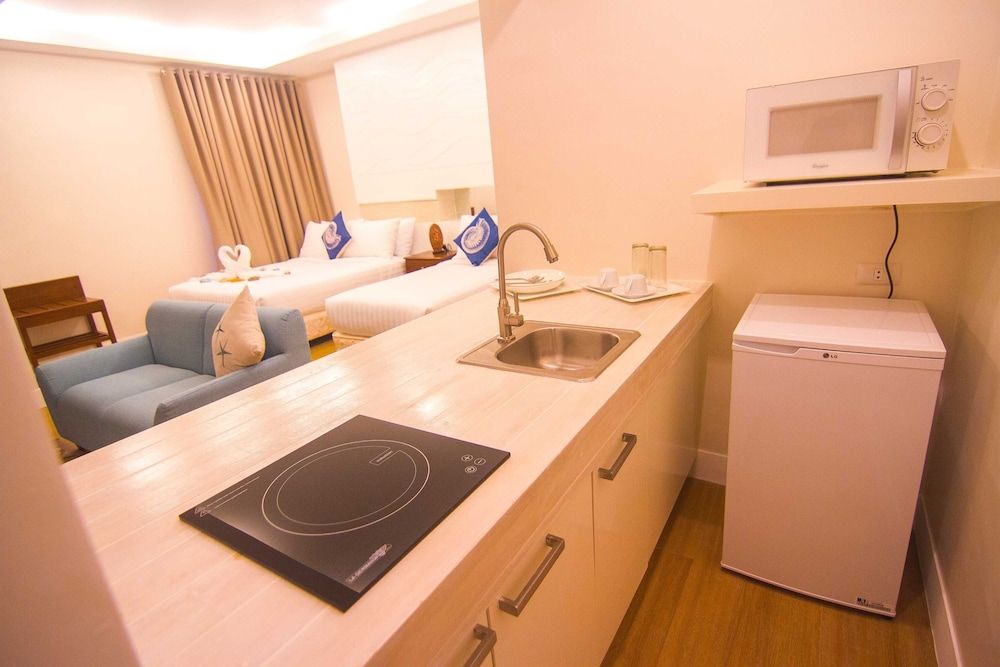 The Reef Hotel and Residences Family Suite Bay View 2